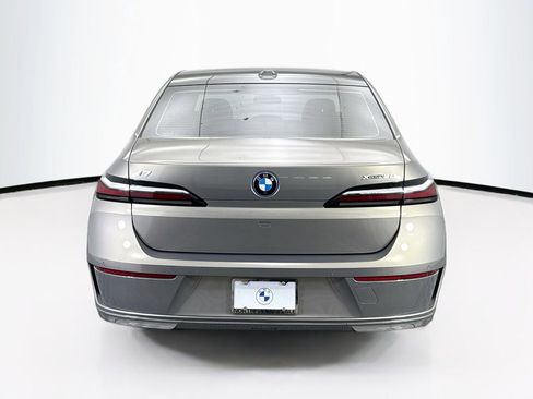 Certified 2024 BMW i7 xDrive60 image 6