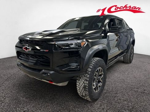 Certified 2024 Chevrolet Colorado ZR2 w/ ZR2 Convenience Package III image 35