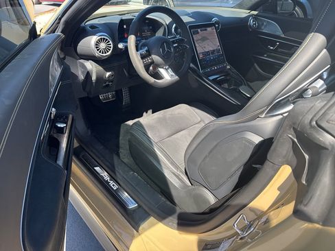 Used 2025 Mercedes-Benz AMG GT 55 image 8