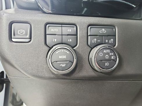 Used 2024 Chevrolet Silverado 1500 LT Trail Boss w/ Protection Package AWD/4WD image 26