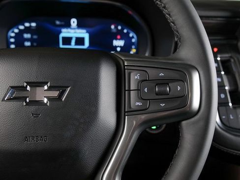 Used 2024 Chevrolet Tahoe Z71 w/ Luxury Package AWD/4WD image 20