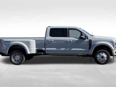 Used 2026 Ford F450 Platinum AWD/4WD image 11
