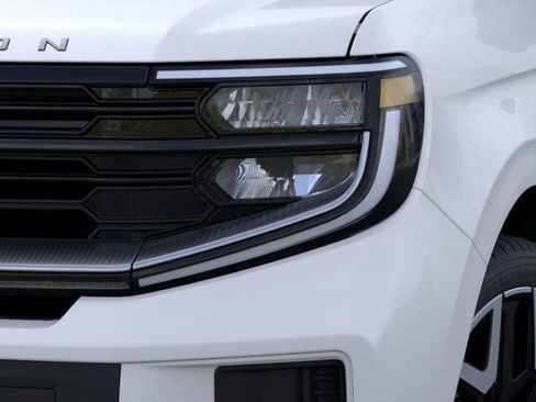 New 2026 Ford Expedition Max Platinum AWD/4WD image 18