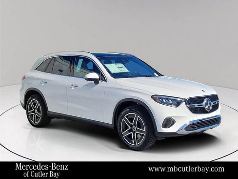 New 2026 Mercedes-Benz GLC 300 GLC 300 image 1