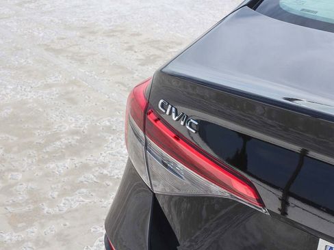 Certified 2023 Honda Civic EX image 7