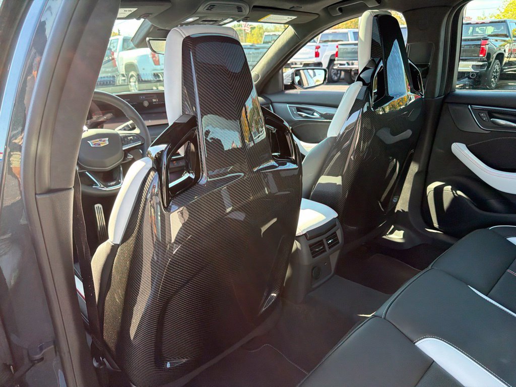 Used 2026 Cadillac CT5 V Blackwing w/ Carbon Fiber 2 Package RWD image 6