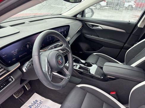 Used 2025 Buick Envision Sport Touring image 24