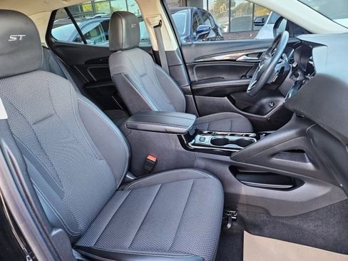 Certified 2023 Buick Envision Preferred w/ Sport Touring Package image 9