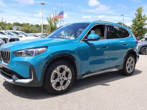 Used 2025 BMW X1 xDrive28i w/ Premium Package AWD/4WD image 4