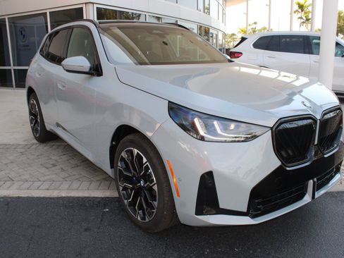 Used 2026 BMW X3 xDrive30i w/ Premium Package AWD/4WD image 7