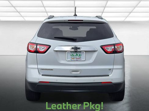 Used 2017 Chevrolet Traverse LT FWD image 16