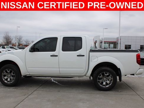 Certified 2021 Nissan Frontier SV image 4