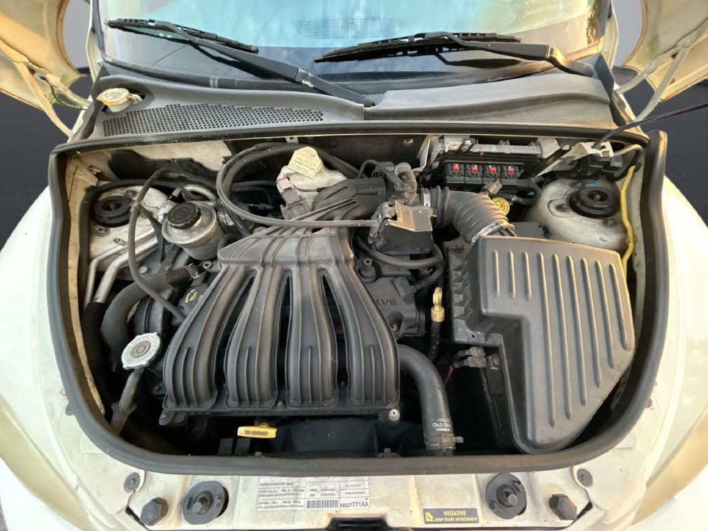 Used 2008 Chrysler PT Cruiser FWD image 24