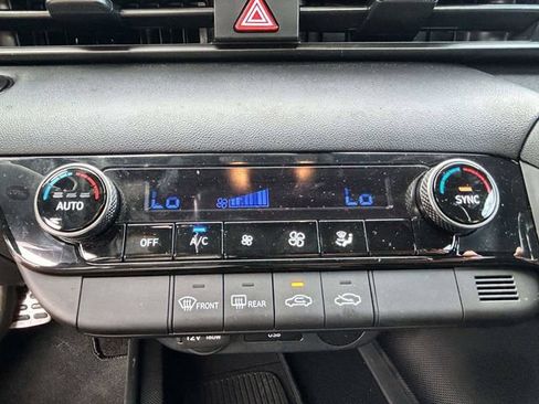 Certified 2026 Hyundai Elantra Sport FWD image 20