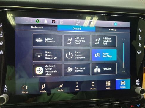 Used 2022 Jeep Grand Wagoneer Series II w/ Convenience Group III image 18