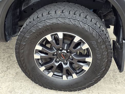 Used 2021 Nissan Titan PRO-4X w/ Pro-4x Utility Package AWD/4WD image 11
