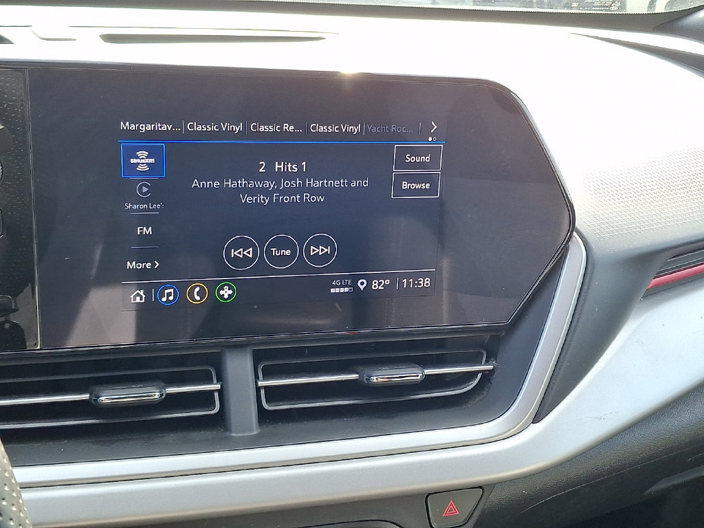 Used 2024 Chevrolet Trax RS w/ Driver Confidence Package FWD image 3