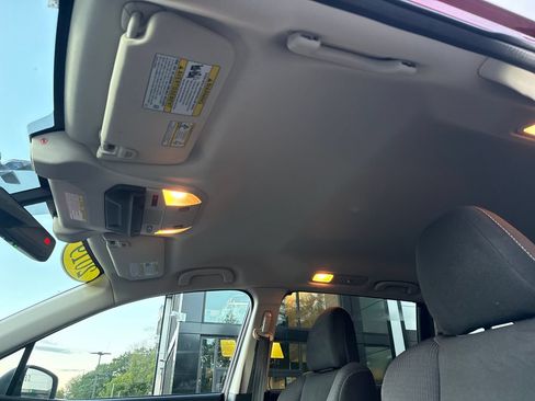 Used 2019 Subaru Ascent Premium AWD/4WD image 19