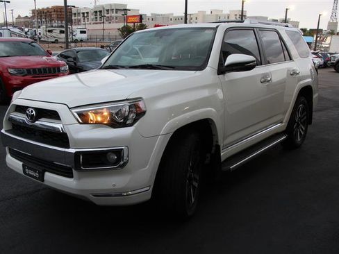 Used 2015 Toyota 4Runner Limited image 3