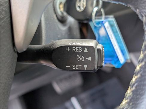 Used 2010 Toyota Corolla S image 23