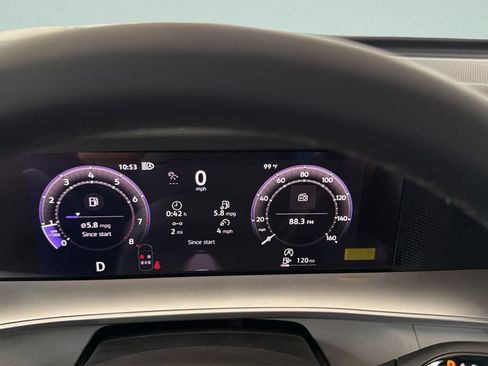 New 2026 Volkswagen Tiguan SE R-Line FWD image 33