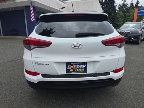 Used 2017 Hyundai Tucson SE FWD image 6