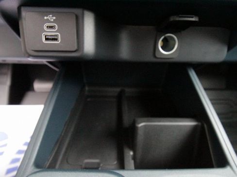 New 2025 Ford Maverick XL w/ Equipment Group 101A image 25