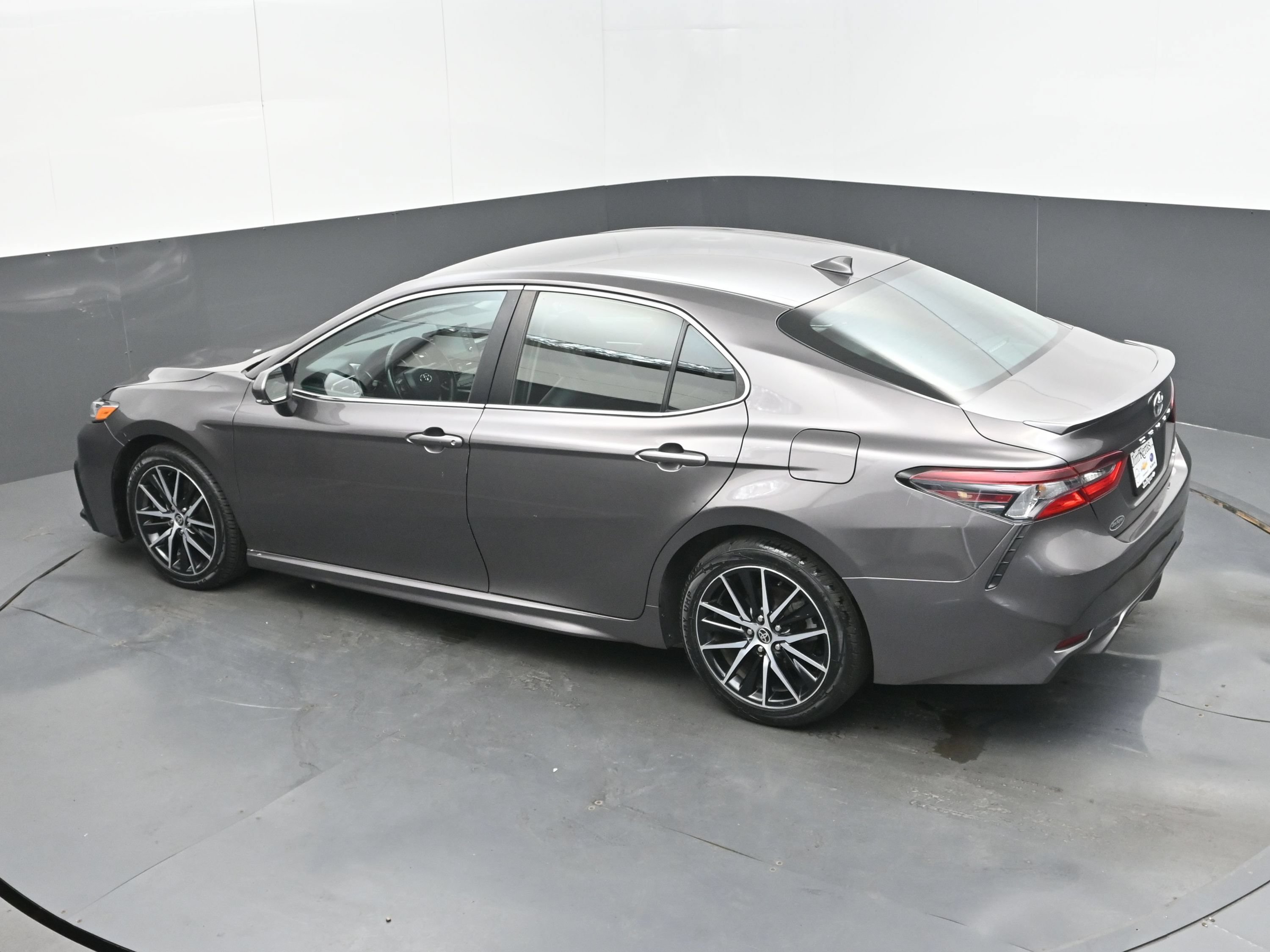 Used 2023 Toyota Camry SE FWD image 41