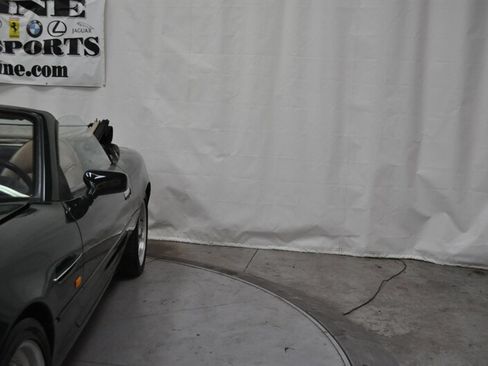 Used 1997 Aston Martin DB7 Volante RWD image 12