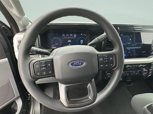 New 2026 Ford F250 XLT w/ XLT Premium Package AWD/4WD image 14