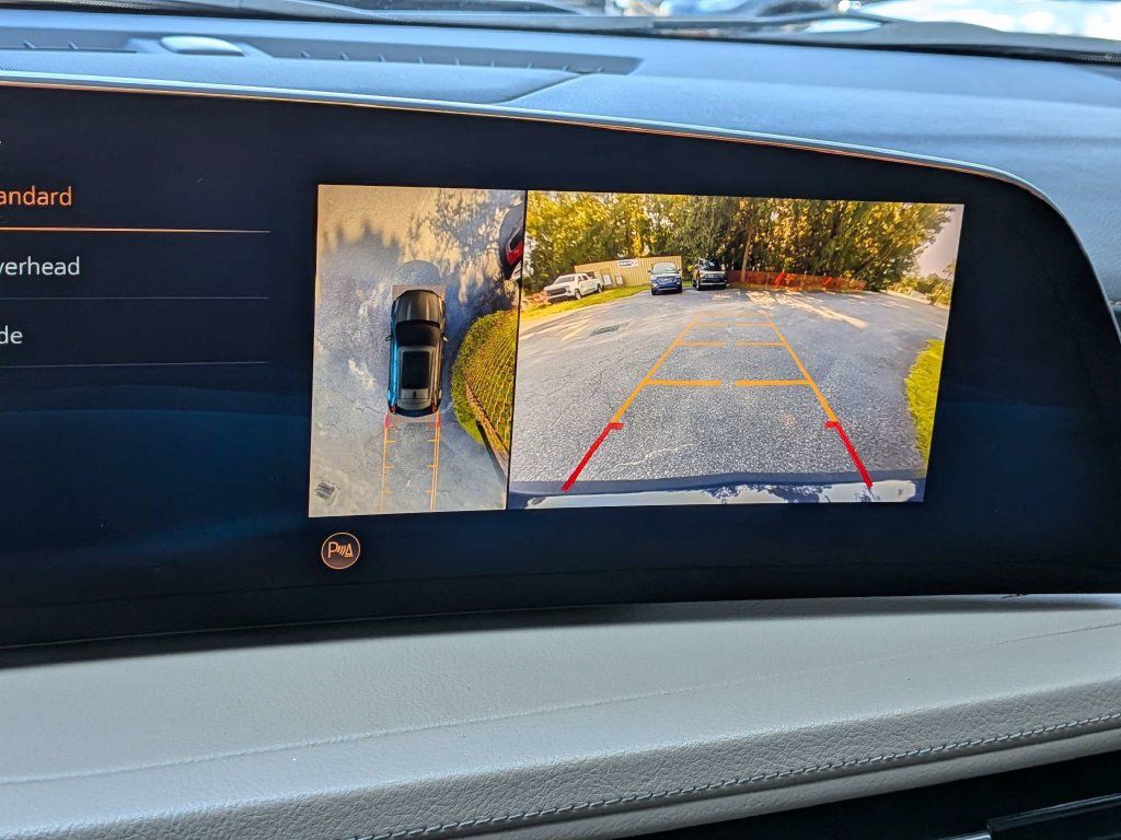 Used 2025 Cadillac XT4 Premium Luxury FWD image 22