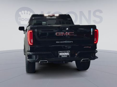 Used 2022 GMC Sierra 1500 AT4 w/ AT4 Premium Package AWD/4WD image 10