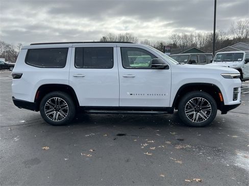 New 2026 Jeep Grand Wagoneer 4WD w/ Premium Group I image 52