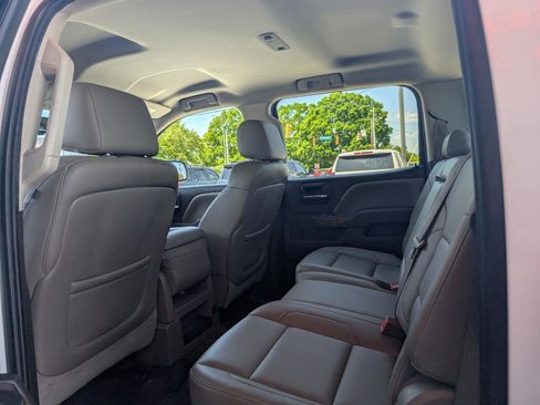 Used 2014 GMC Sierra 1500 SLT w/ Suspension Package, Off-Road image 21