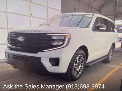 Used 2025 Ford Expedition Active