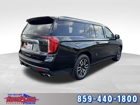 Used 2024 GMC Yukon XL AT4 w/ AT4 Premium Plus Package AWD/4WD image 10