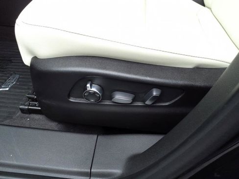 Used 2019 Cadillac XT4 Sport w/ Driver Assist Package image 11