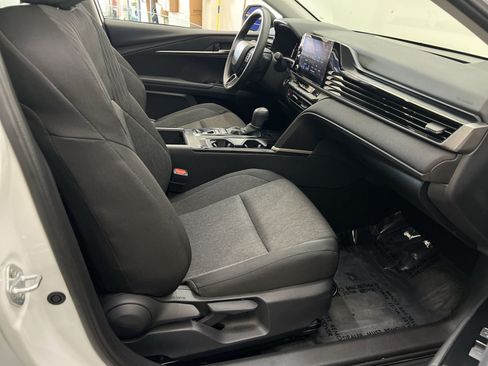 Used 2026 Toyota Camry LE FWD image 27