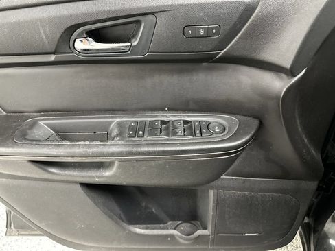 Used 2016 Chevrolet Traverse LTZ AWD/4WD image 11