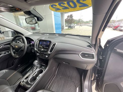 Certified 2022 Chevrolet Equinox Premier FWD image 29