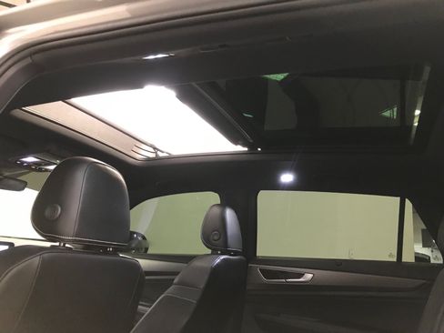 Used 2024 Volkswagen Atlas Cross Sport SE w/ Panoramic Sunroof Package AWD/4WD image 12