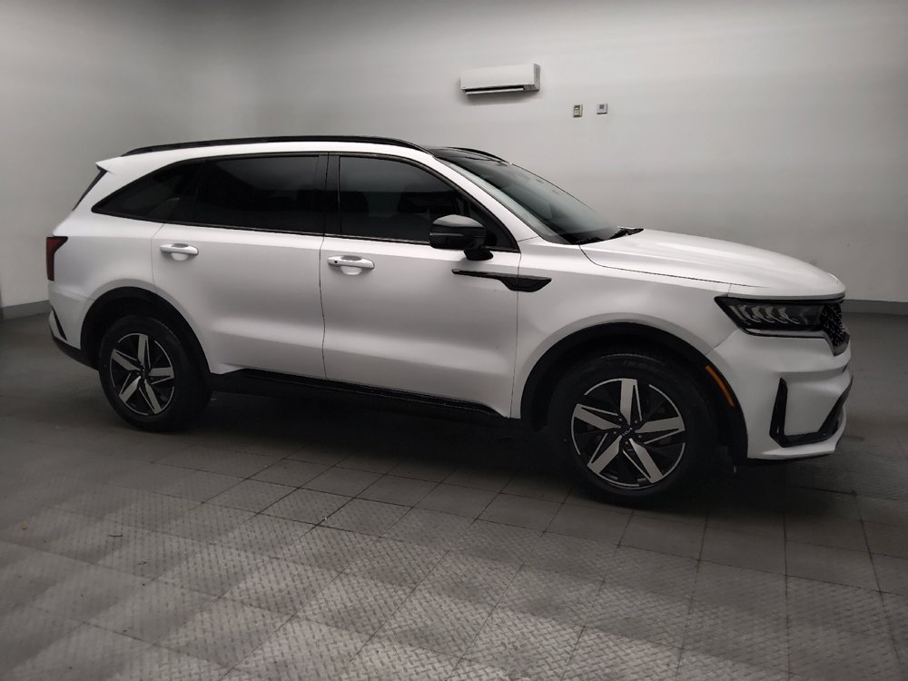 Used 2022 Kia Sorento S w/ Panoramic Sunroof Package FWD image 11