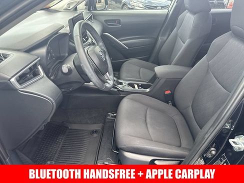 Used 2024 Toyota Corolla Cross LE w/ Moonroof Package FWD image 3