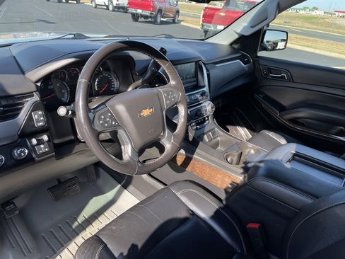 Used 2020 Chevrolet Tahoe LT w/ Luxury Package image 9