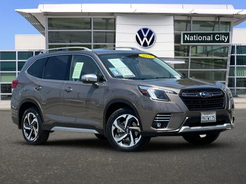 Used 2023 Subaru Forester Touring w/ Popular Package #2 AWD/4WD image 2