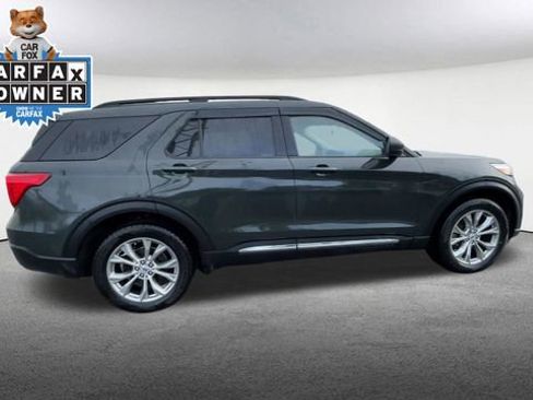 Used 2023 Ford Explorer XLT w/ Equipment Group 202A image 10