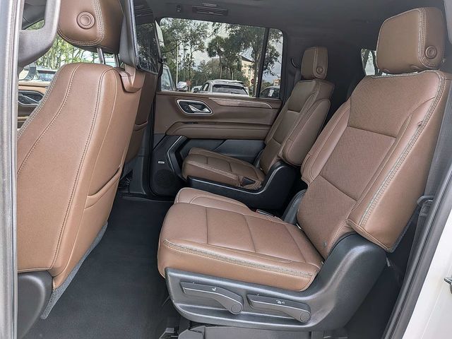 Used 2021 Chevrolet Suburban High Country AWD/4WD image 13