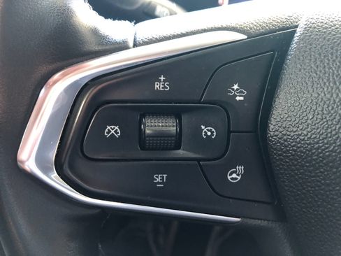 Used 2024 Chevrolet Trax ACTIV w/ Driver Confidence Package FWD image 31