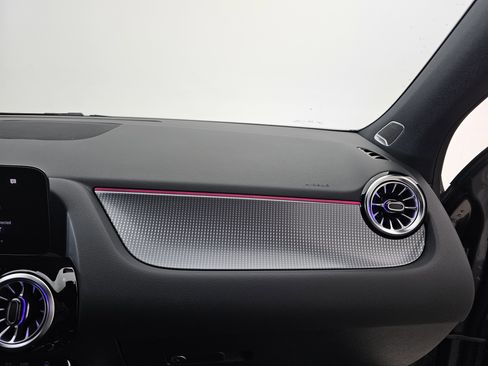 Certified 2023 Mercedes-Benz GLA 250 4MATIC image 13