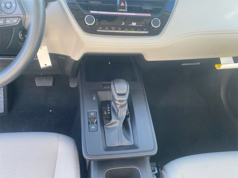 New 2026 Toyota Corolla Cross L image 11